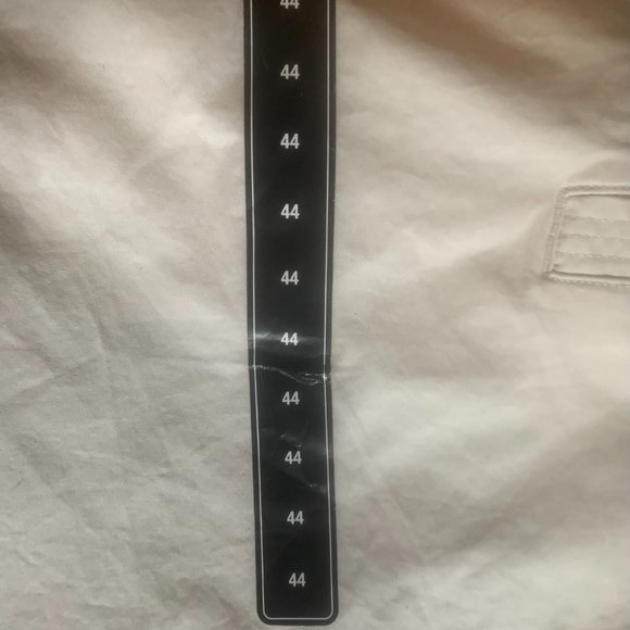 **NEW w/Tags**Weatherproof Stretch Fabric Shorts 44”W w/Cell Phone Pocket - Picture 5 of 9